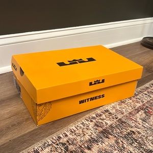 BRAND NEW Lebron Witness VII